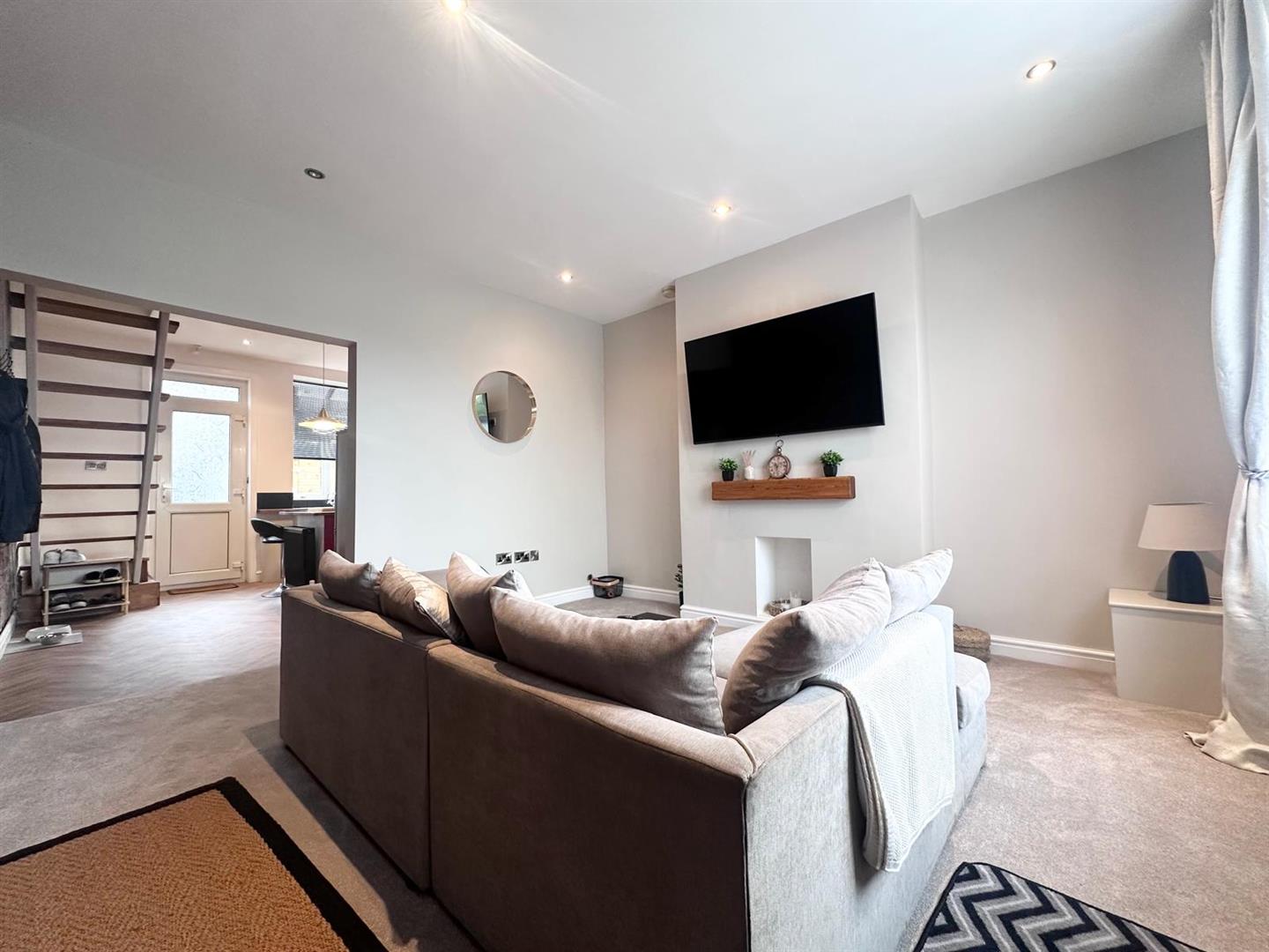 2 bed terraced house for sale in Talbot Street, Burnley 2