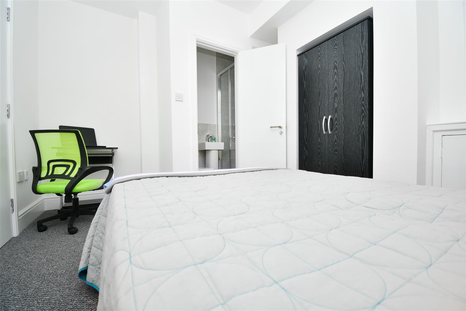 4 bed terraced house for sale in Scarlett Street, Burnley 5