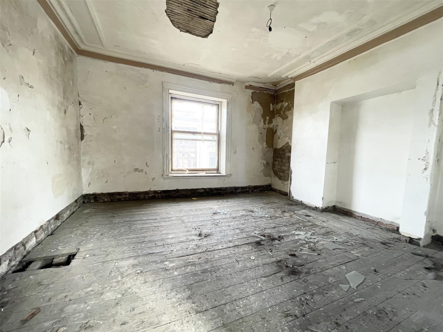 Commercial property for sale in St Jamess Street, Burnley  - Property Image 5