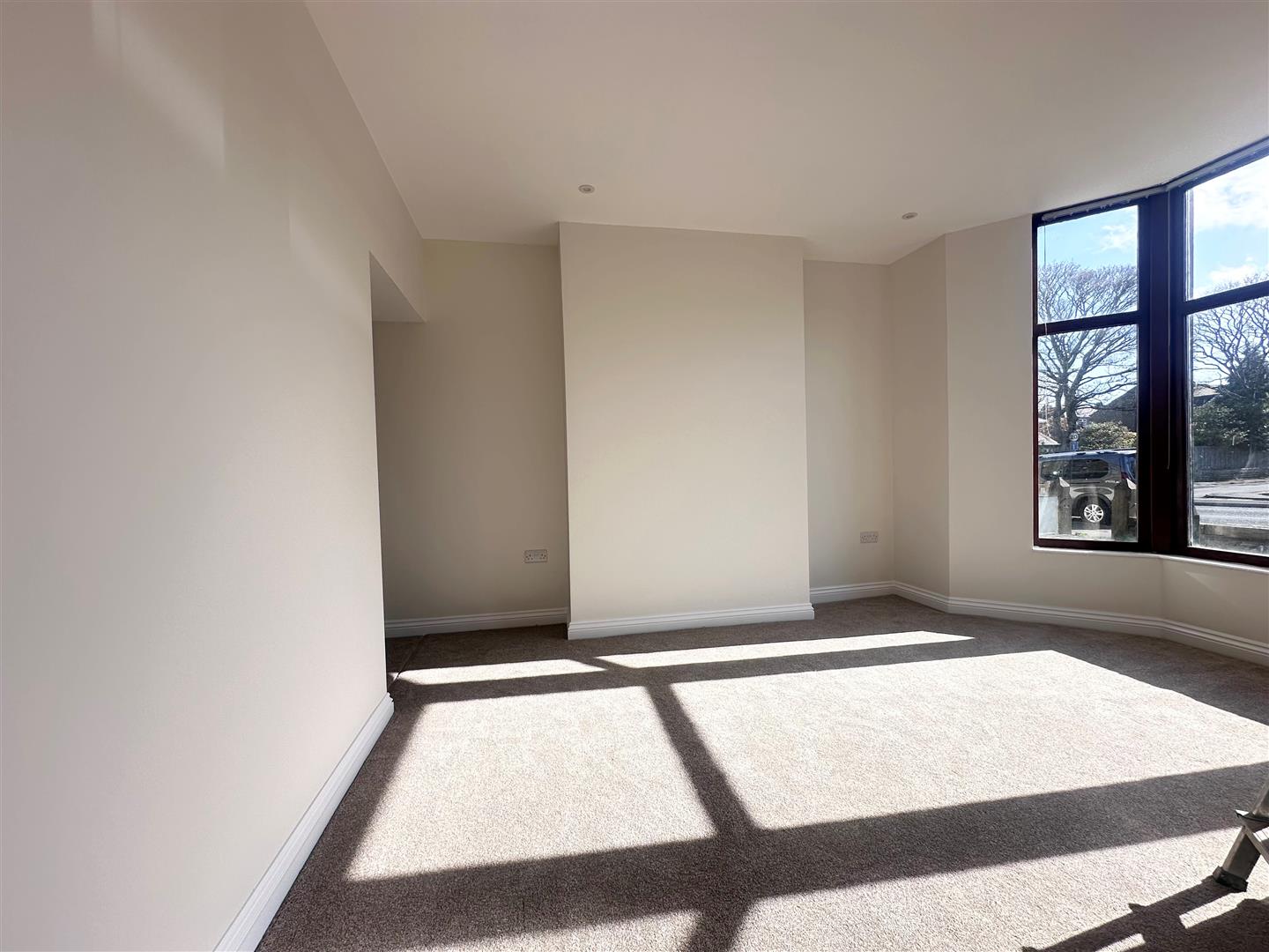 3 bed terraced house to rent in Manchester Road, Burnley  - Property Image 2