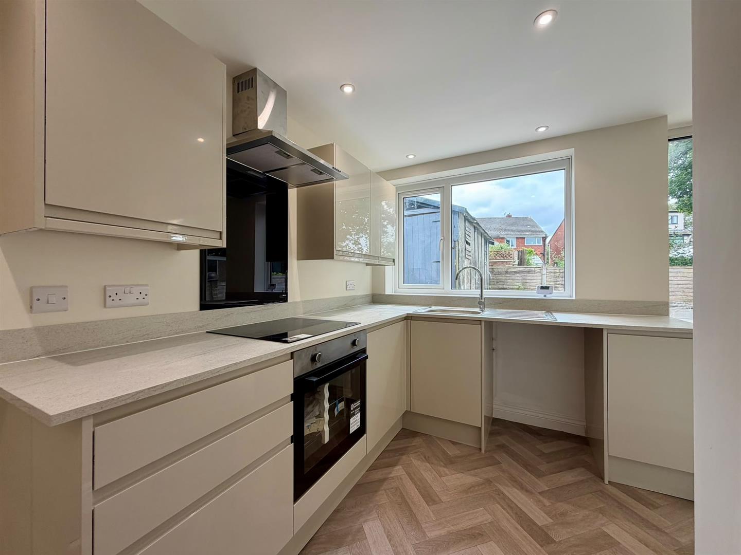 3 bed semi-detached house to rent in Rossendale Road, Burnley  - Property Image 8