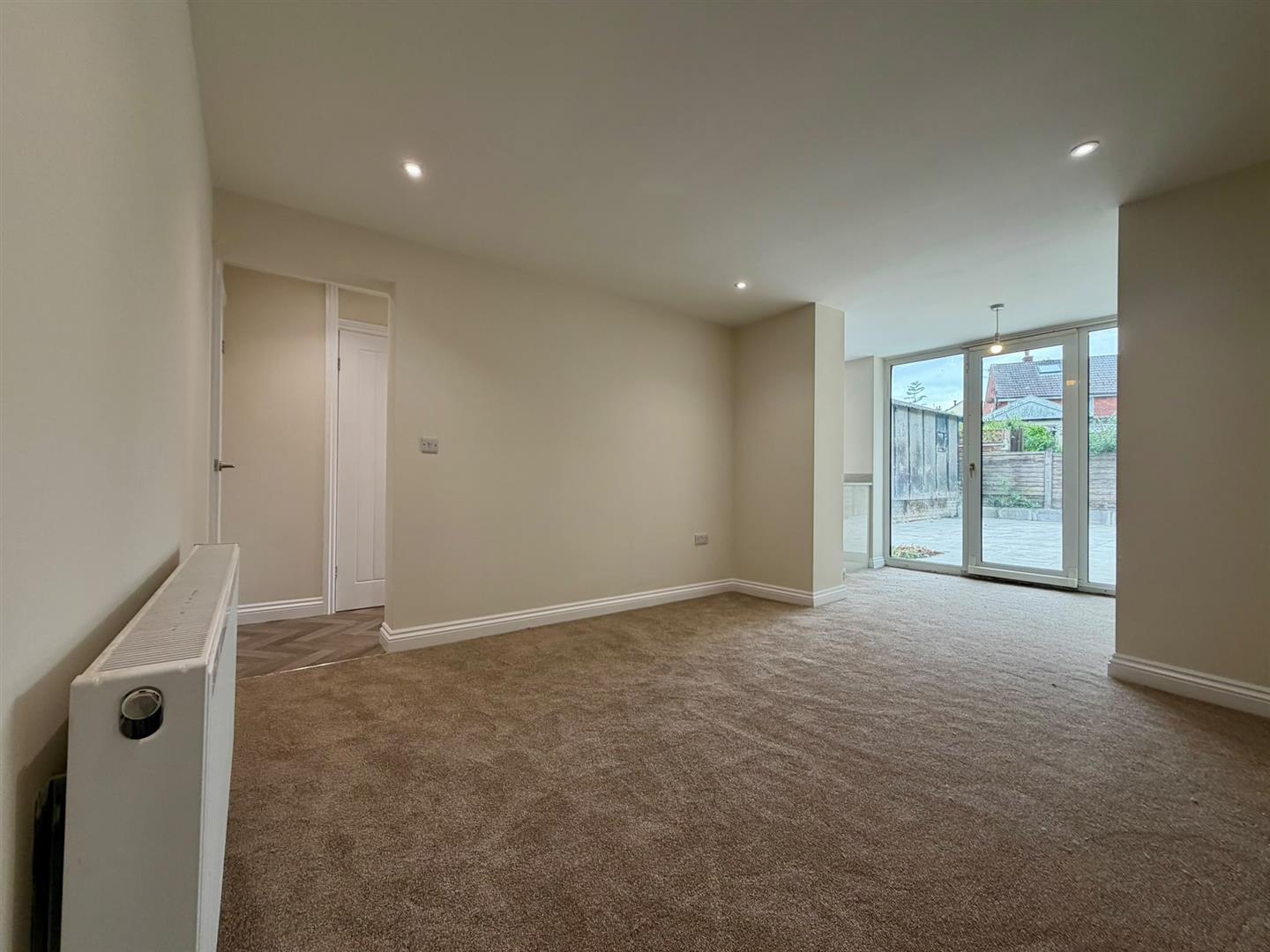 3 bed semi-detached house to rent in Rossendale Road, Burnley  - Property Image 6