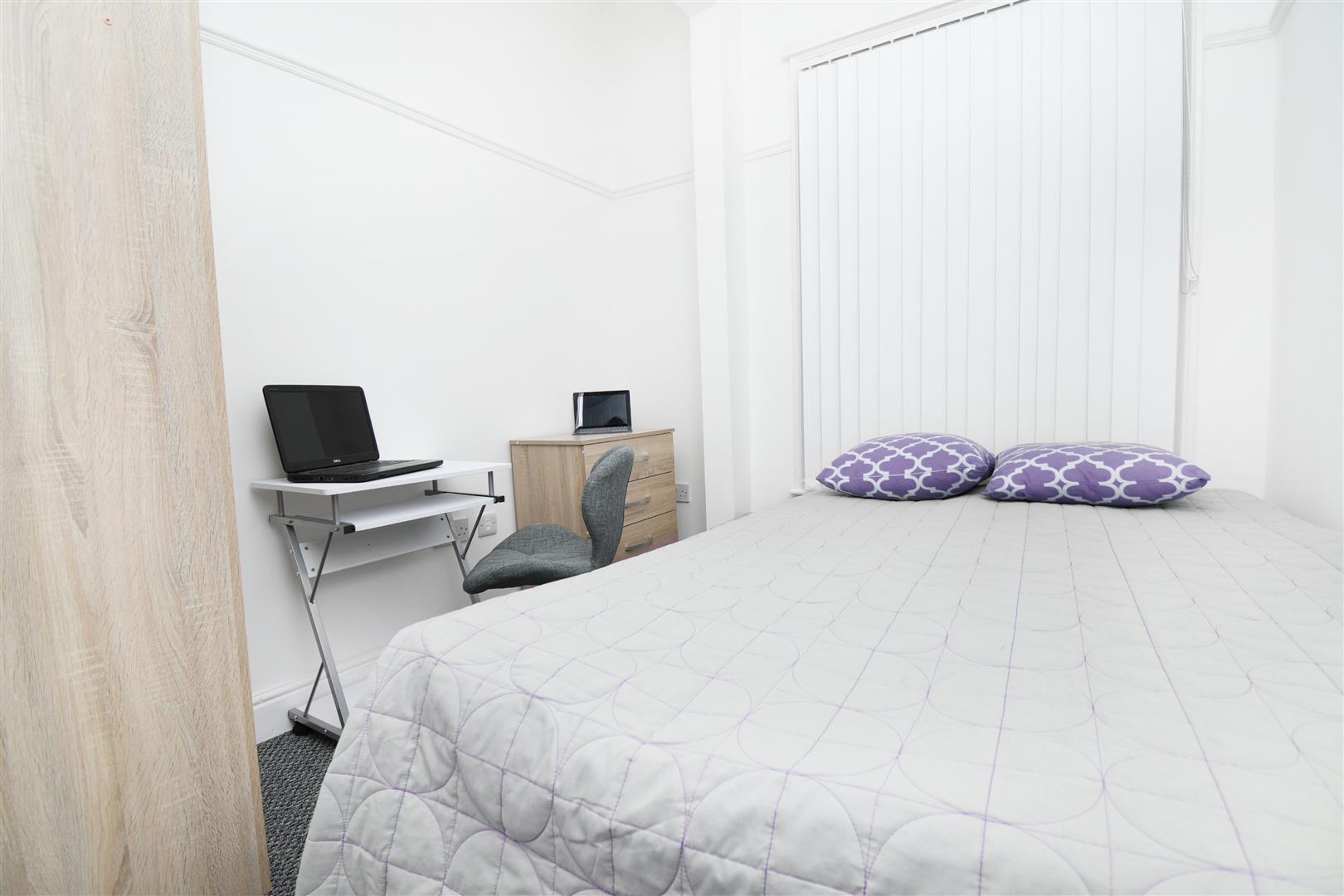 4 bed terraced house for sale in St. Matthew Street, Burnley  - Property Image 7