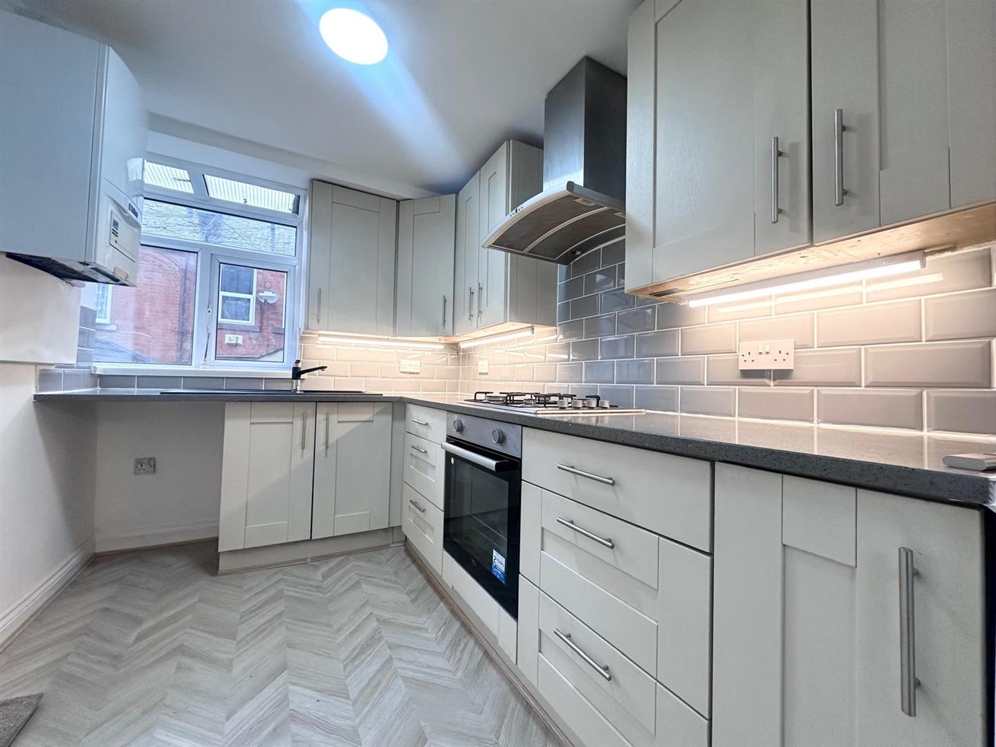 3 bed terraced house for sale in Beatrice Avenue, Burnley  - Property Image 8