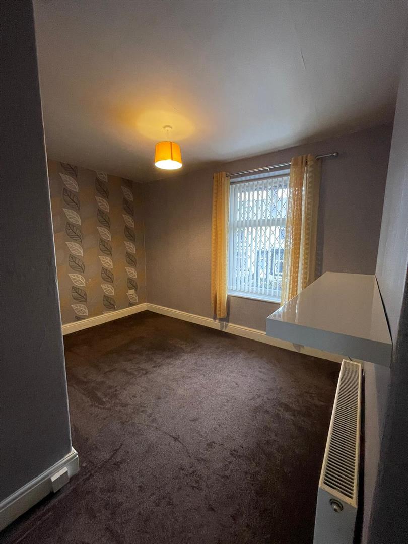3 bed terraced house for sale in Shakespeare Street, Burnley 7