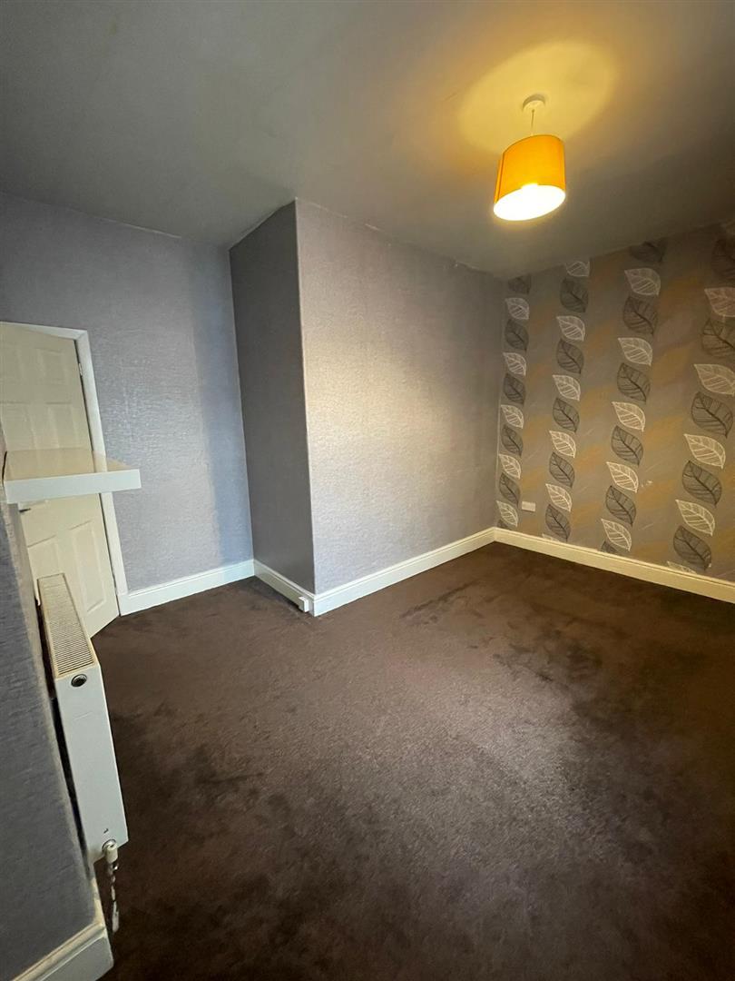3 bed terraced house for sale in Shakespeare Street, Burnley 8