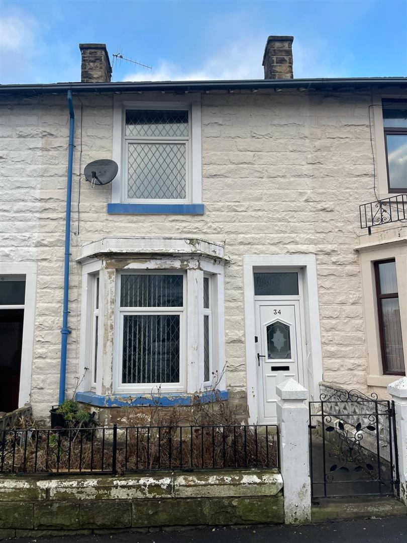 3 bed terraced house for sale in Shakespeare Street, Burnley  - Property Image 1