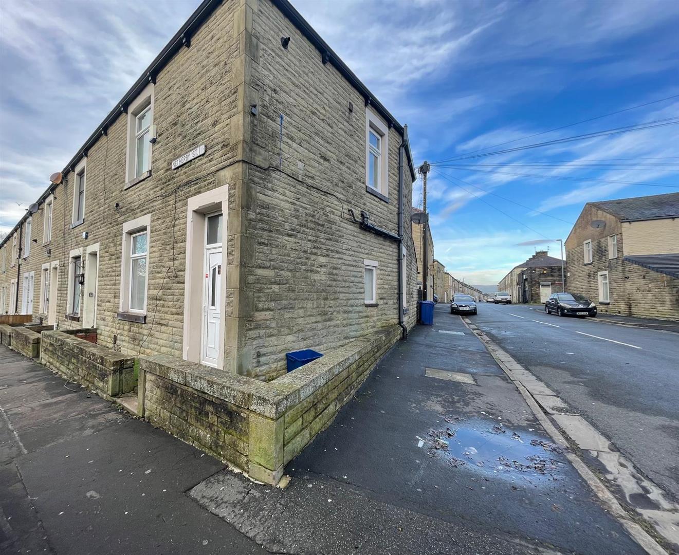 3 bed end of terrace house for sale in Netherby Street, Burnley 8
