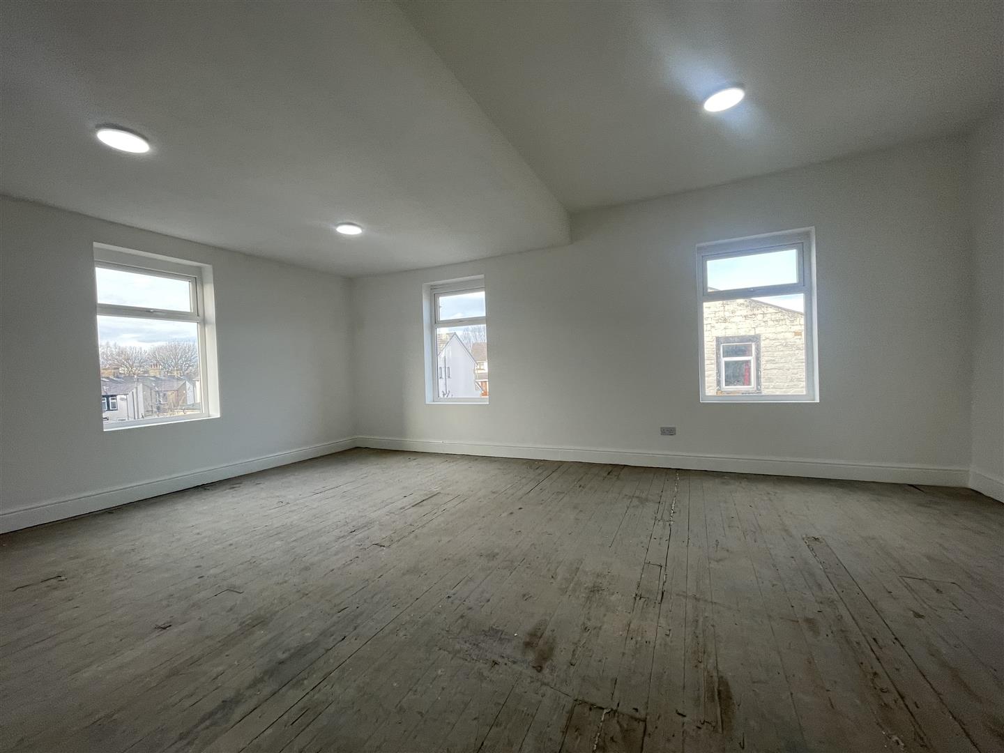 Commercial property for sale in Bright Street, Burnley 3