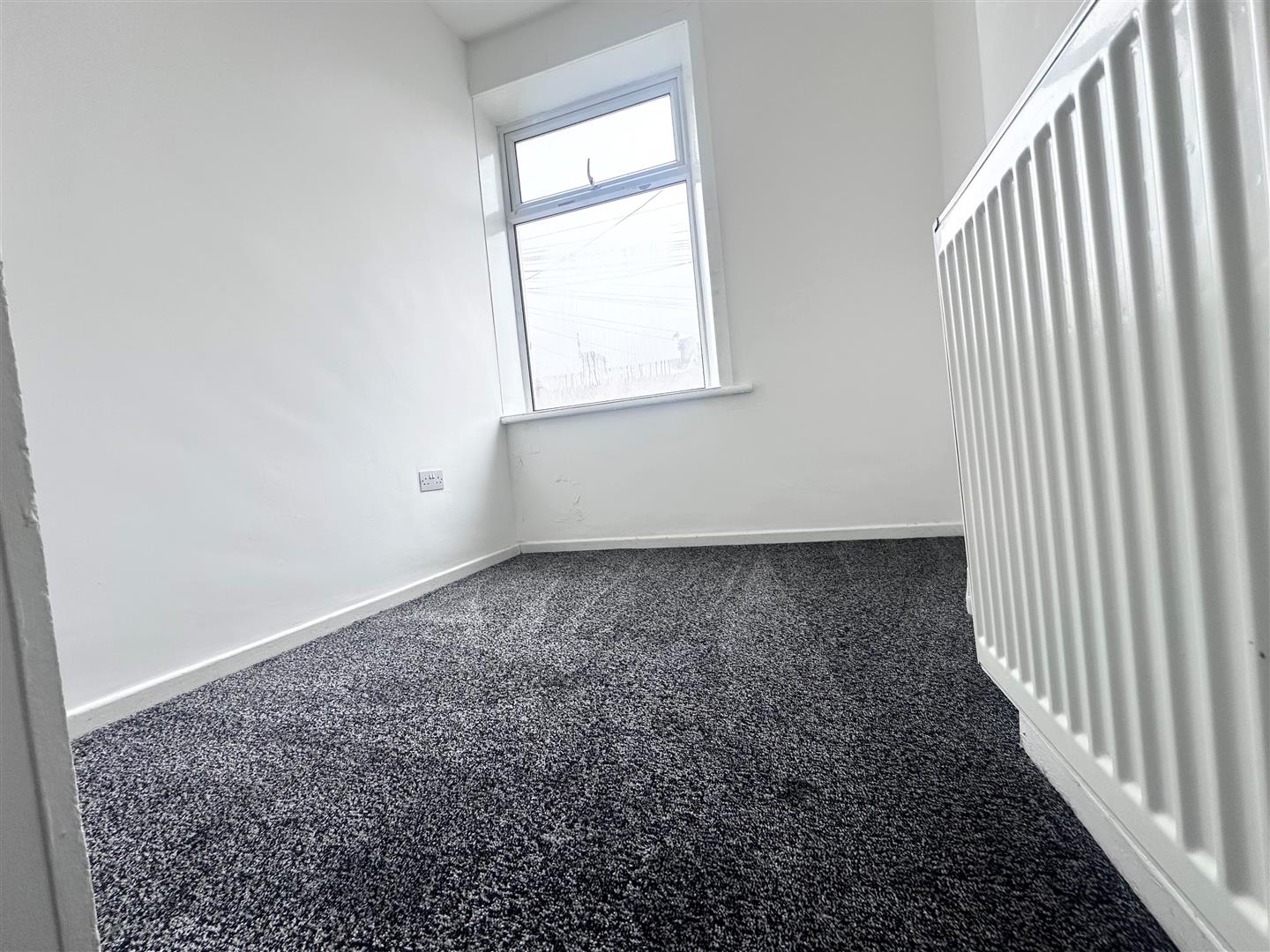 3 bed terraced house to rent in Clover Hill Road, Nelson  - Property Image 6