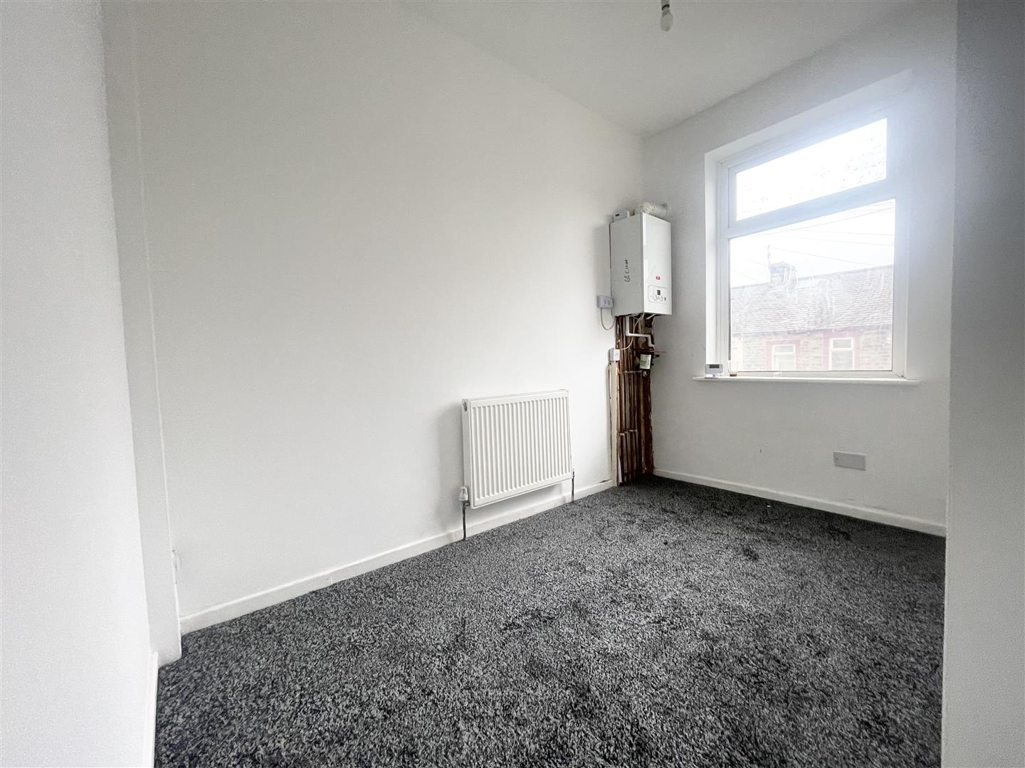 3 bed terraced house to rent in Clover Hill Road, Nelson 5