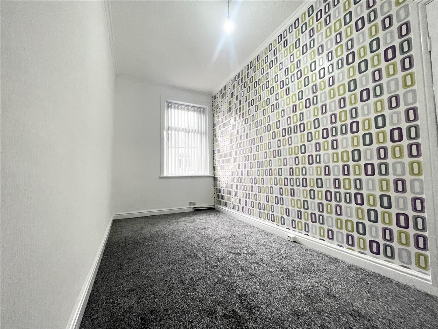 2 bed terraced house to rent in Peart Street, Burnley 6