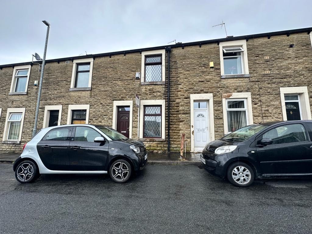 3 bed terraced house for sale in Bruce Street, Burnley, BB11