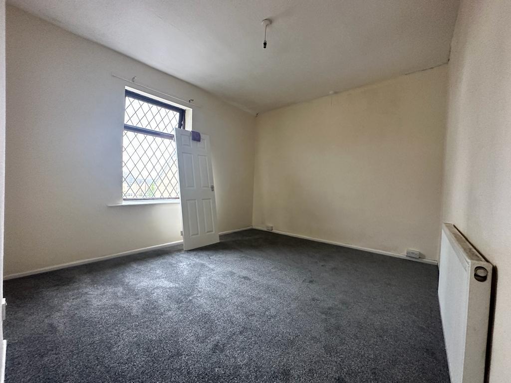 3 bed terraced house for sale in Bruce Street, Burnley 4