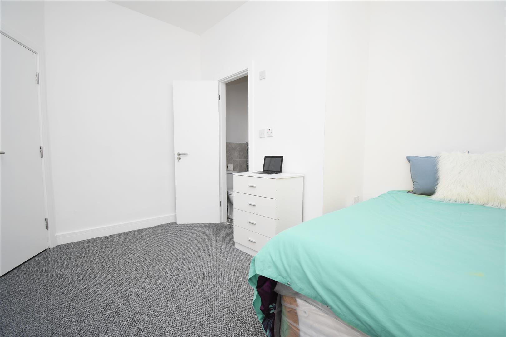 6 bed terraced house for sale in Fir Street, Burnley  - Property Image 24