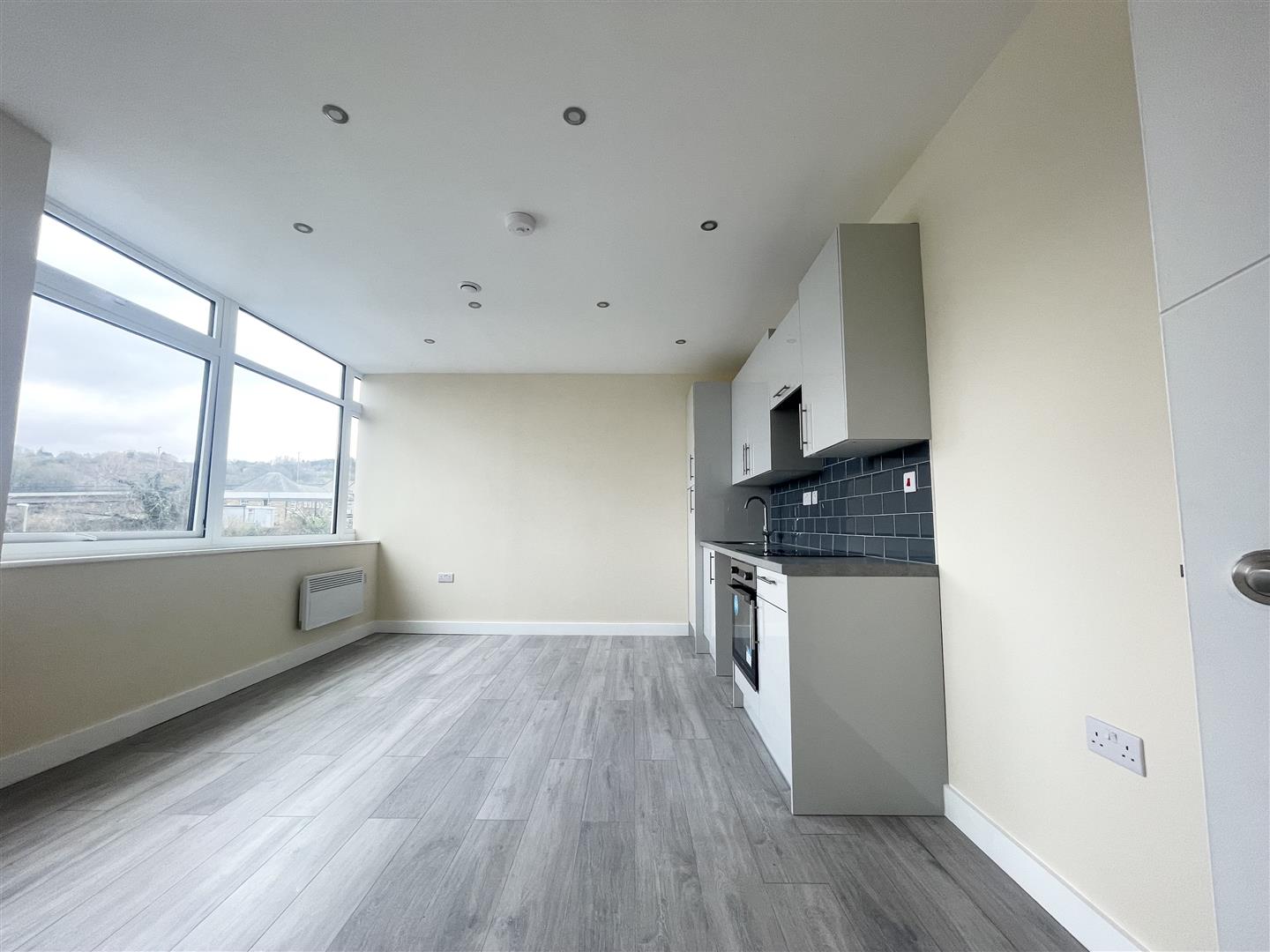 1 bed apartment to rent in Manchester Road, Burnley 1