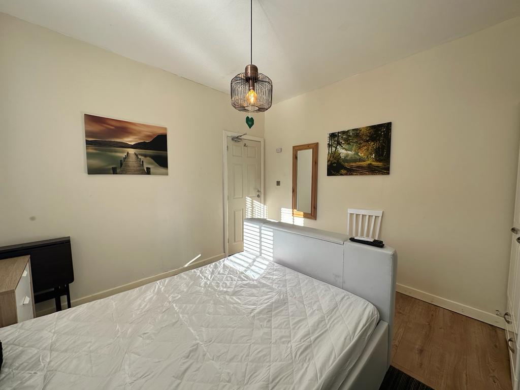 4 bed terraced house for sale in Hinton Street, Burnley  - Property Image 9