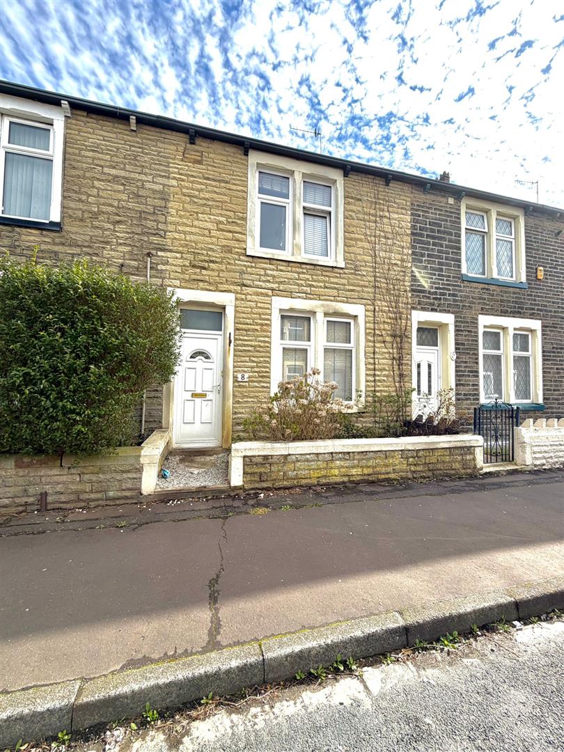 4 bed terraced house for sale in Hinton Street, Burnley, BB10