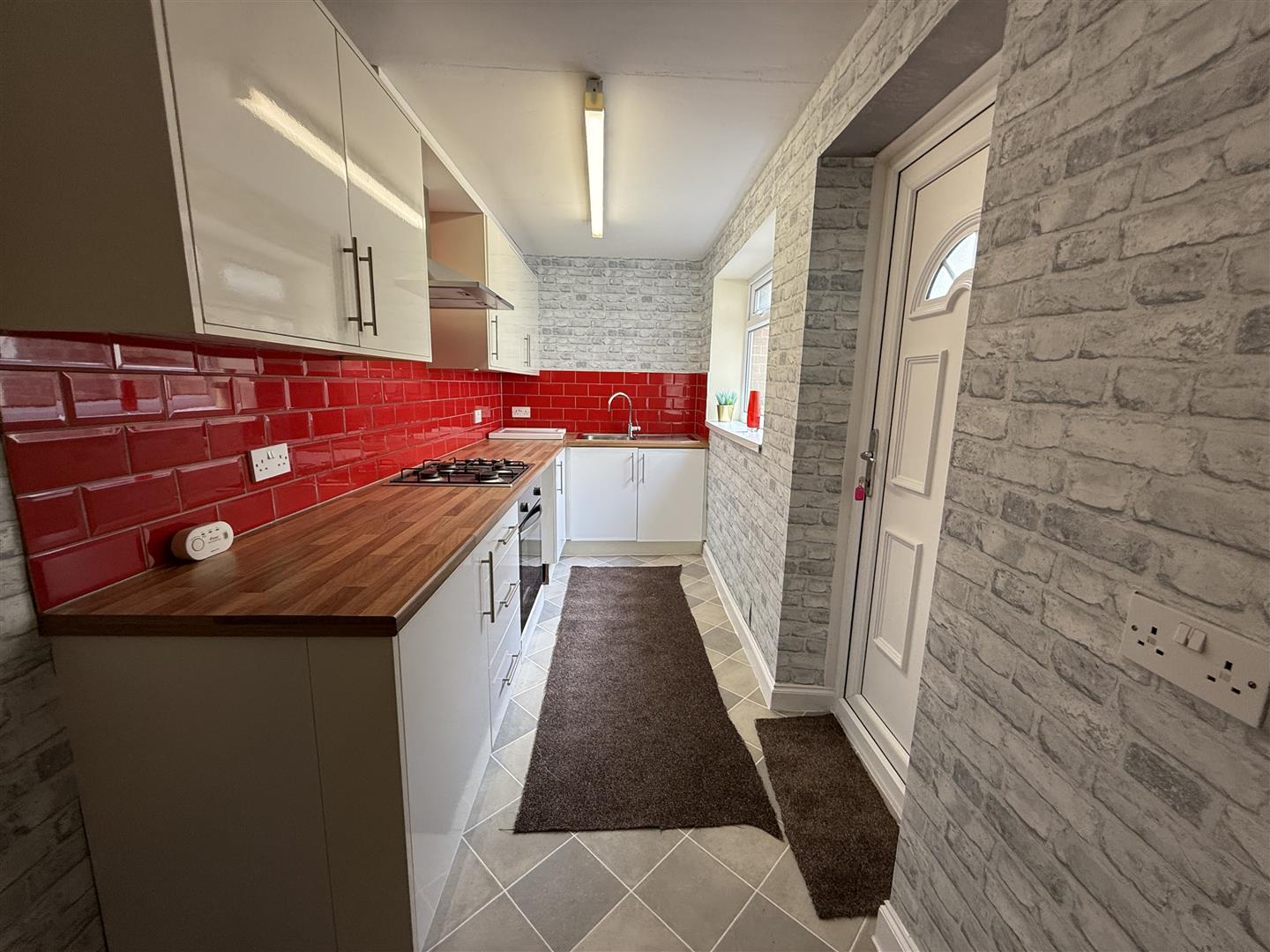 2 bed terraced house to rent in Reed Street, Burnley  - Property Image 4