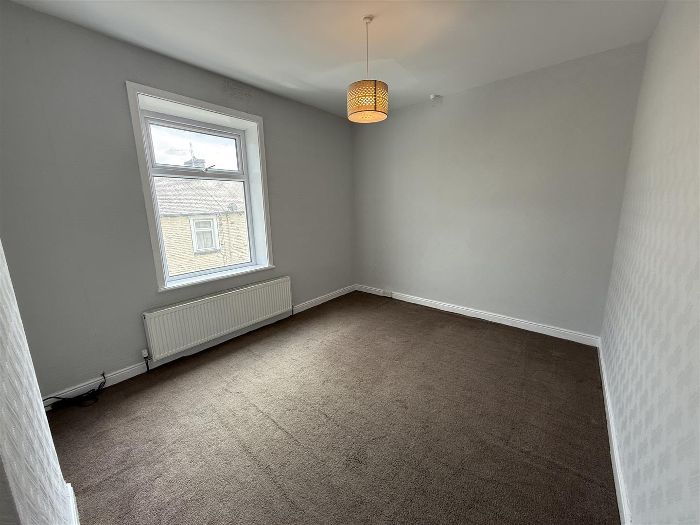 2 bed terraced house to rent in Reed Street, Burnley 5