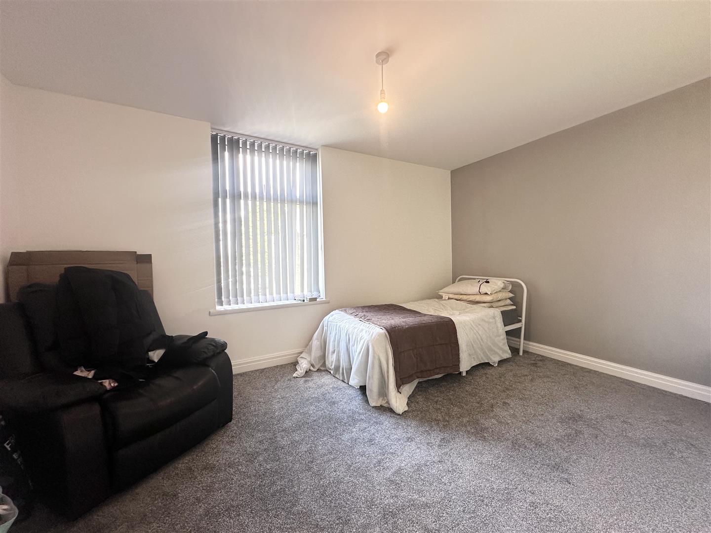 2 bed terraced house for sale in Cog Lane, Burnley  - Property Image 5