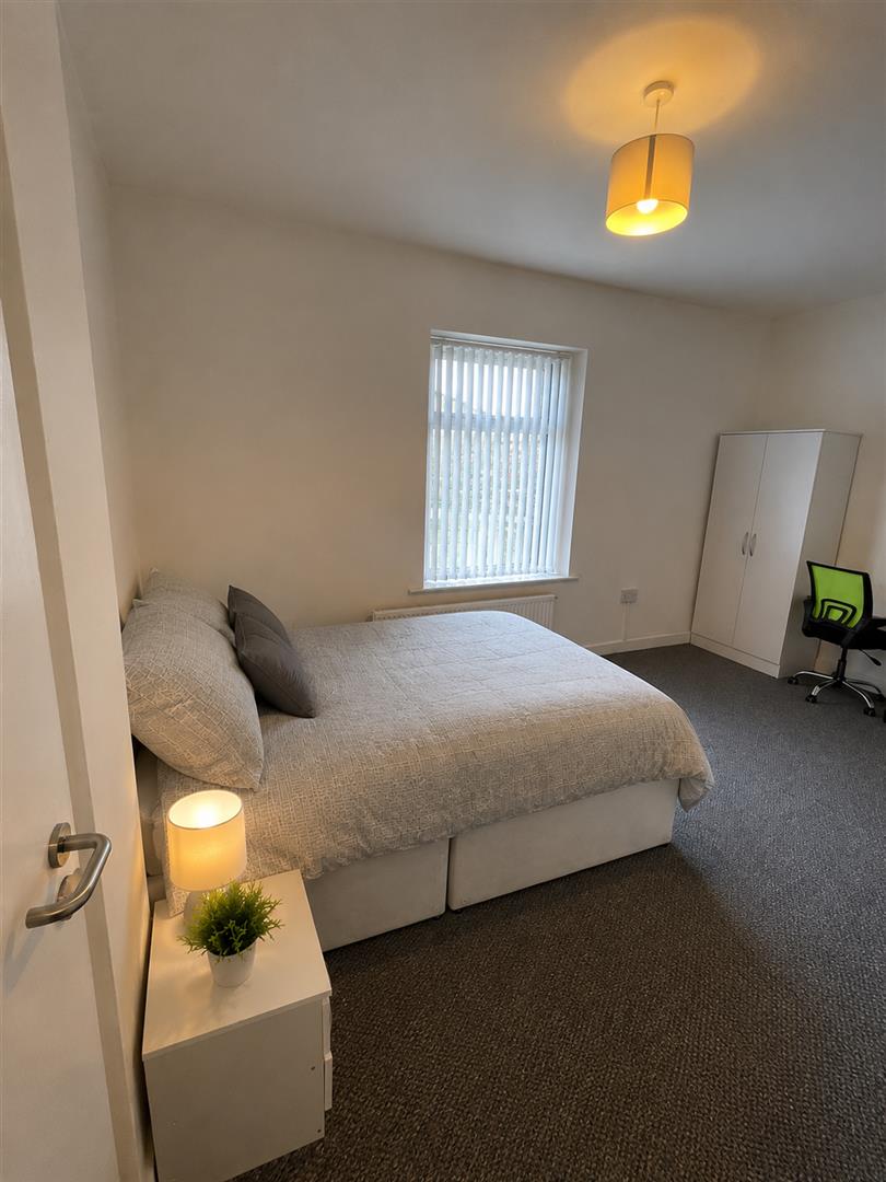 4 bed end of terrace house for sale in Colbran Street, Burnley  - Property Image 9