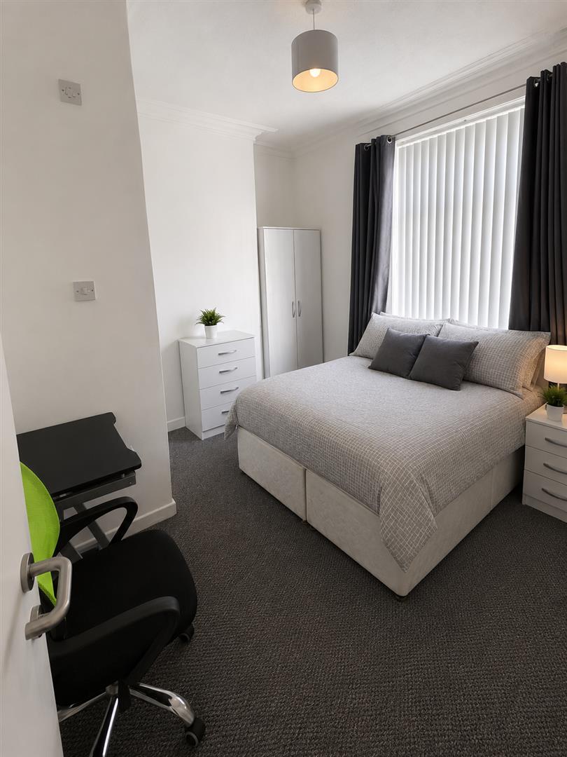 4 bed end of terrace house for sale in Colbran Street, Burnley 7