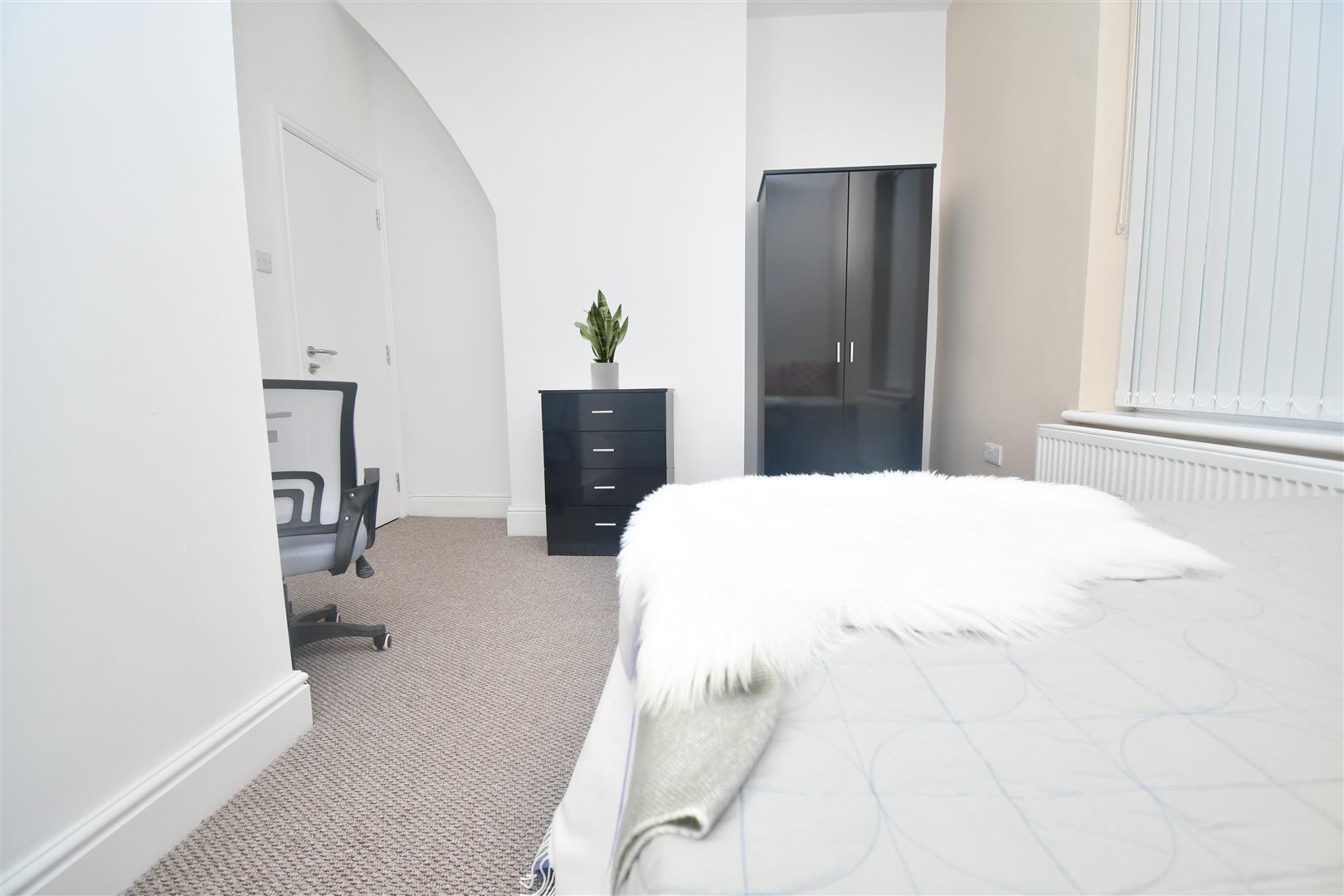 4 bed terraced house for sale in Lebanon Street, Burnley  - Property Image 12