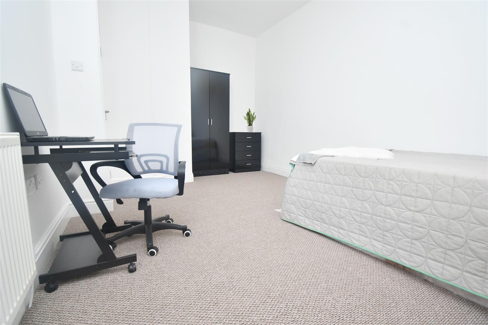 4 bed terraced house for sale in Lebanon Street, Burnley  - Property Image 14