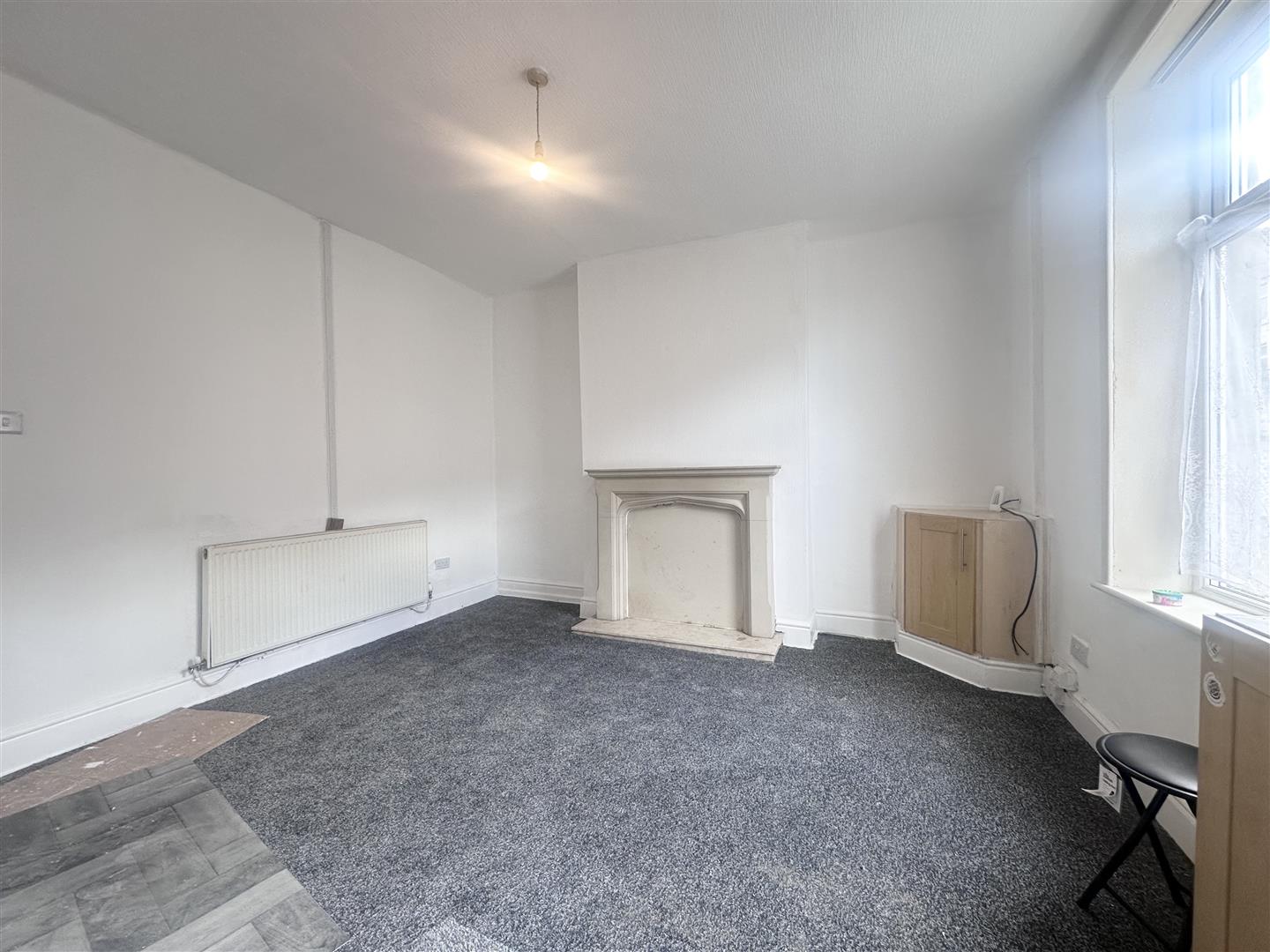 2 bed end of terrace house for sale in Cog Lane, Burnley  - Property Image 2