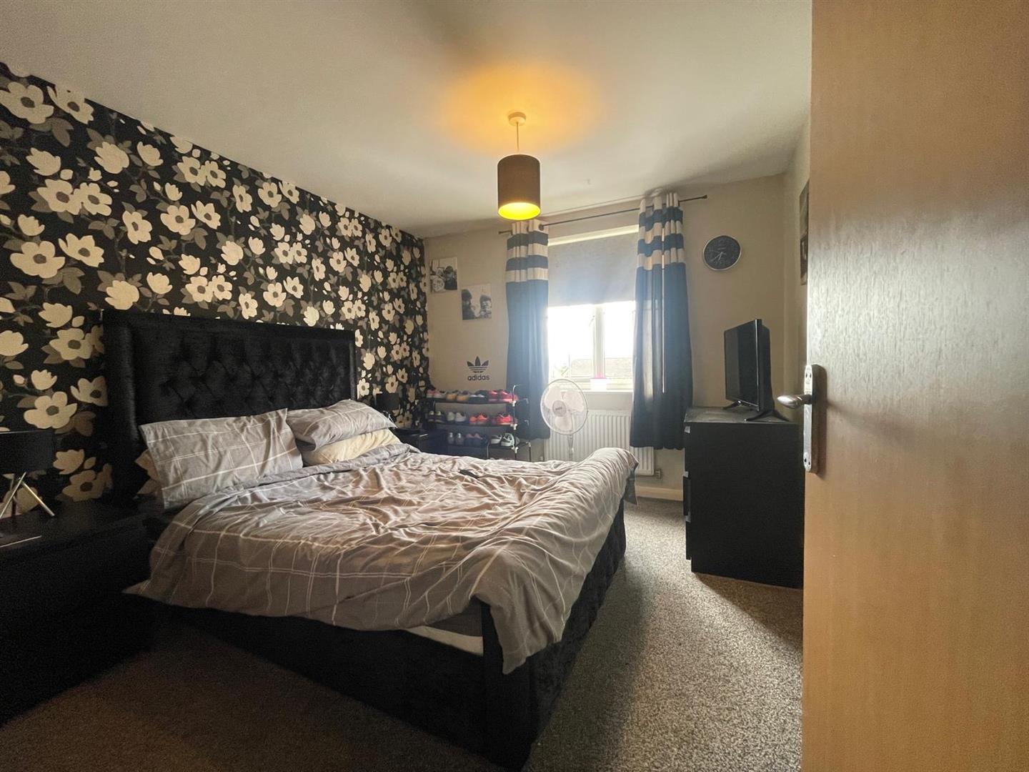 2 bed apartment for sale in Greenbrook Road, Burnley  - Property Image 5