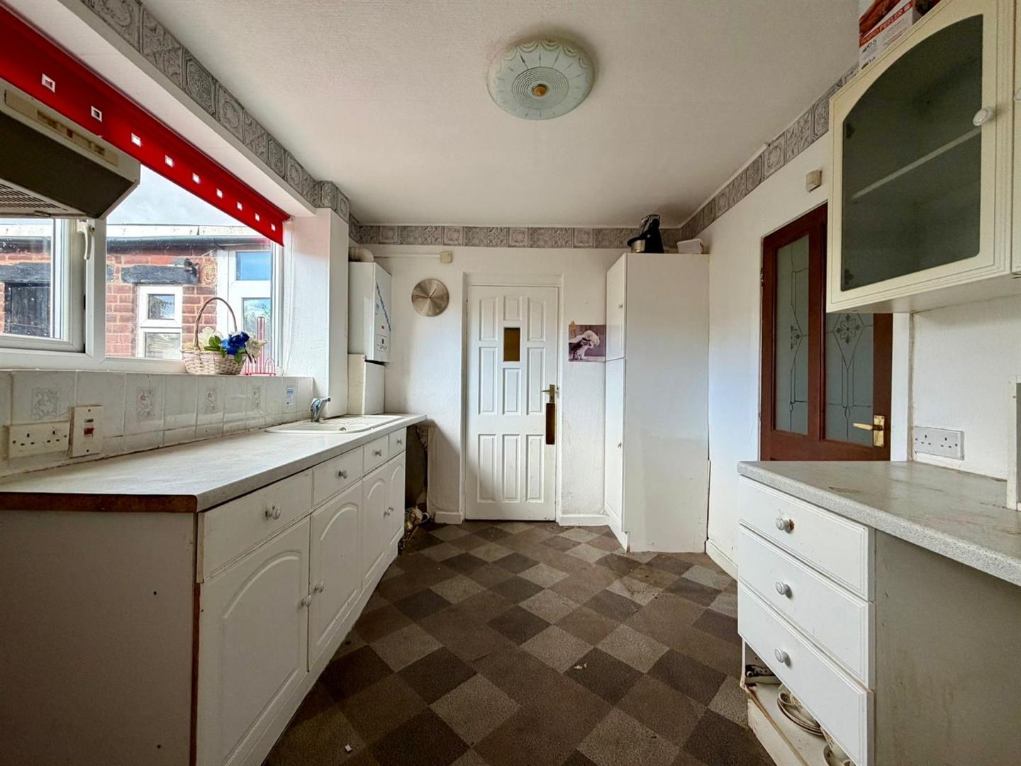 3 bed semi-detached house for sale in Ennismore Street, Burnley  - Property Image 2
