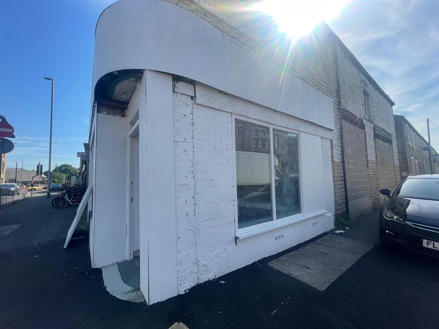 Commercial property for sale in Briercliffe Road, Burnley - Property Image 1