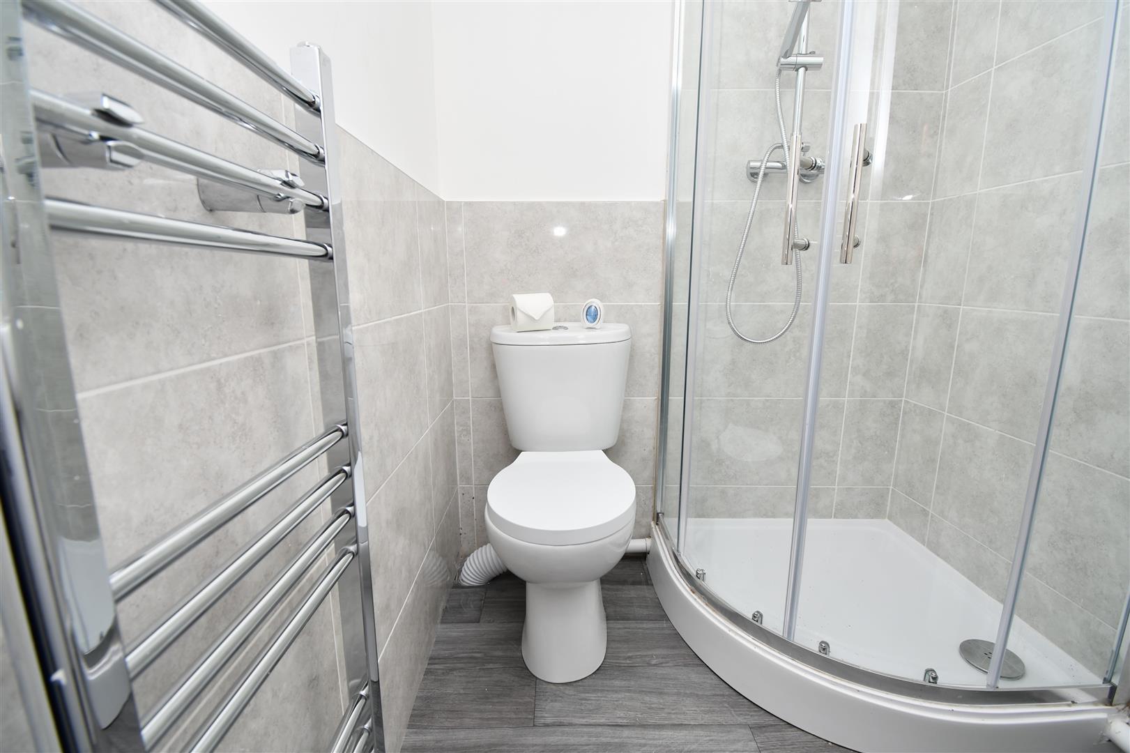 1 bed house share to rent in Bar Street, Burnley 5