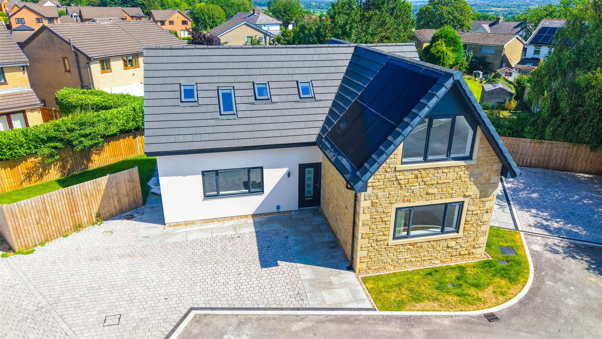4 bed detached house for sale in Southern Court, Burnley  - Property Image 28