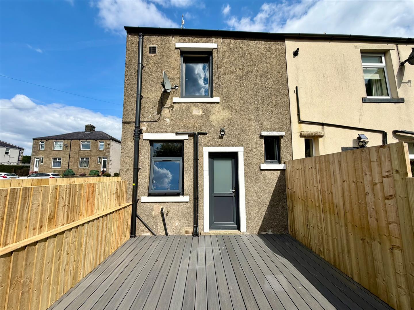 2 bed end of terrace house for sale in Roundell Road, Barnoldswick 13