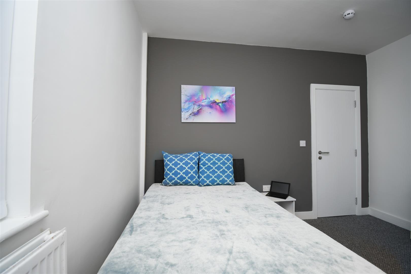 6 bed terraced house for sale in Christian Road, Preston 5