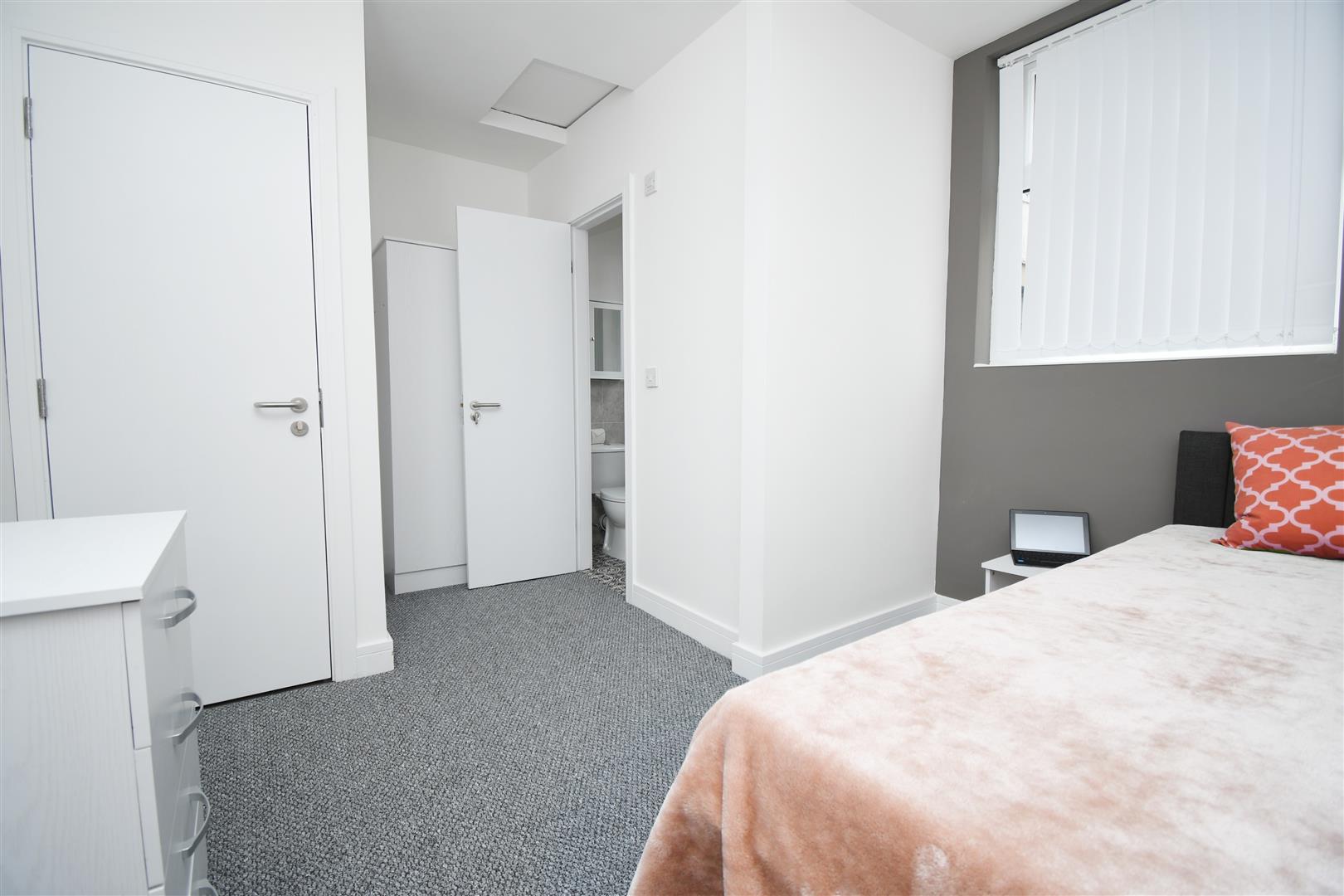 6 bed terraced house for sale in Christian Road, Preston  - Property Image 13