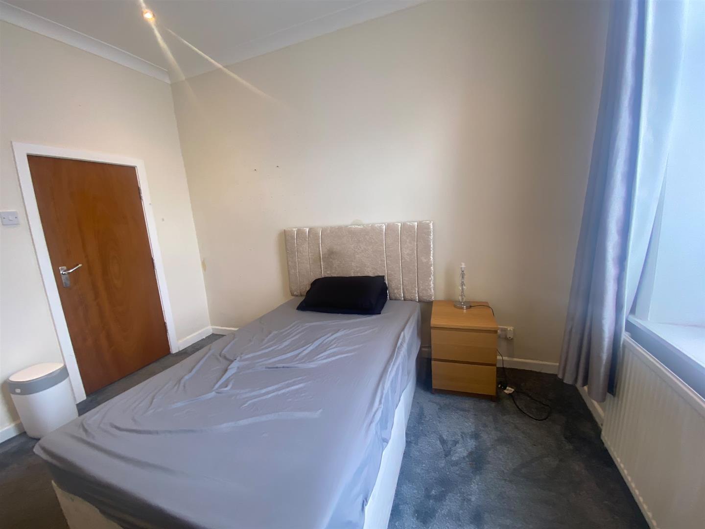 1 bed house share to rent in Gannow Lane, Burnley, BB12