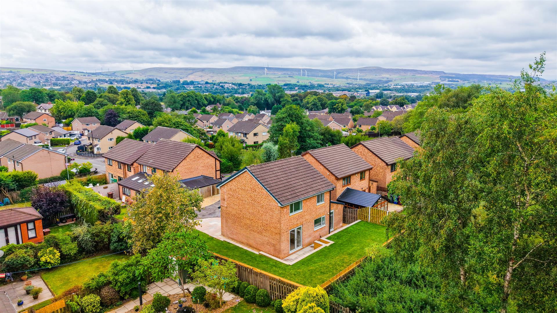4 bed detached house for sale in Whittaker Close, Burnley 3