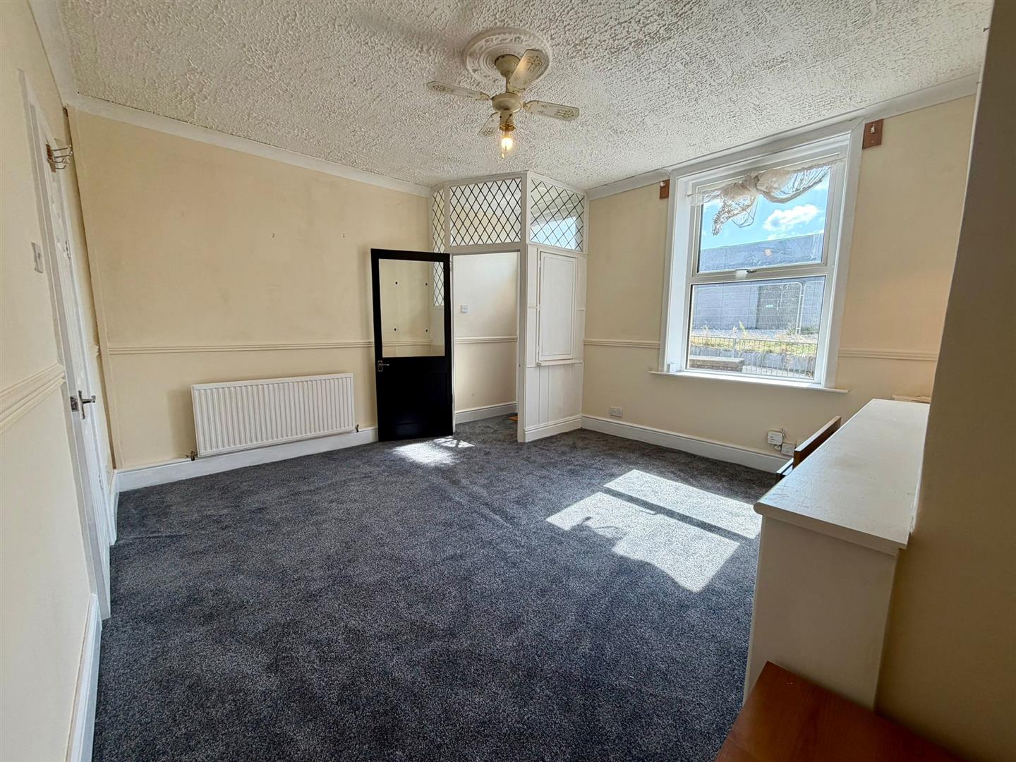 Terraced house to rent in Adlington Street, Burnley 2