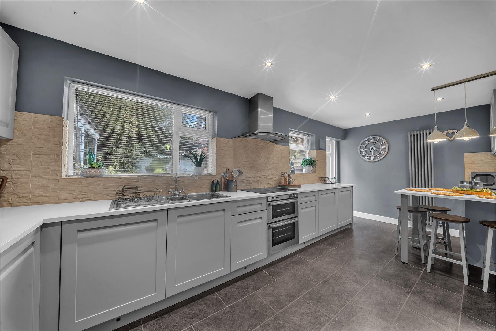 4 bed house for sale in Marsden Road, Burnley 11