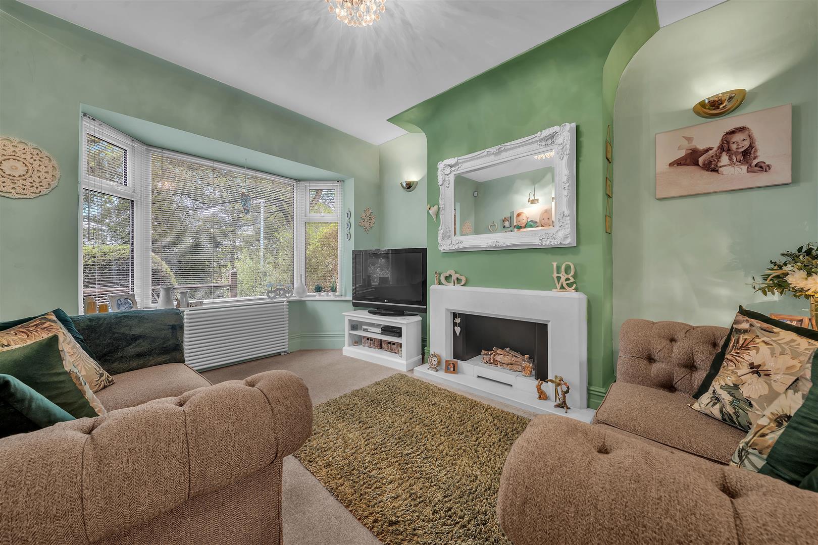 4 bed house for sale in Marsden Road, Burnley 1