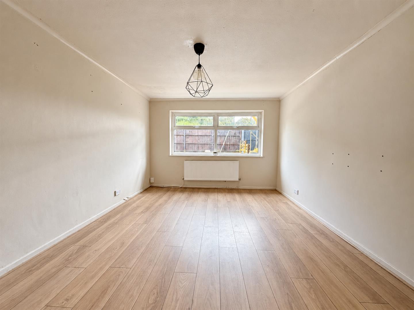 3 bed end of terrace house for sale in Kingsbury Place, Burnley 10
