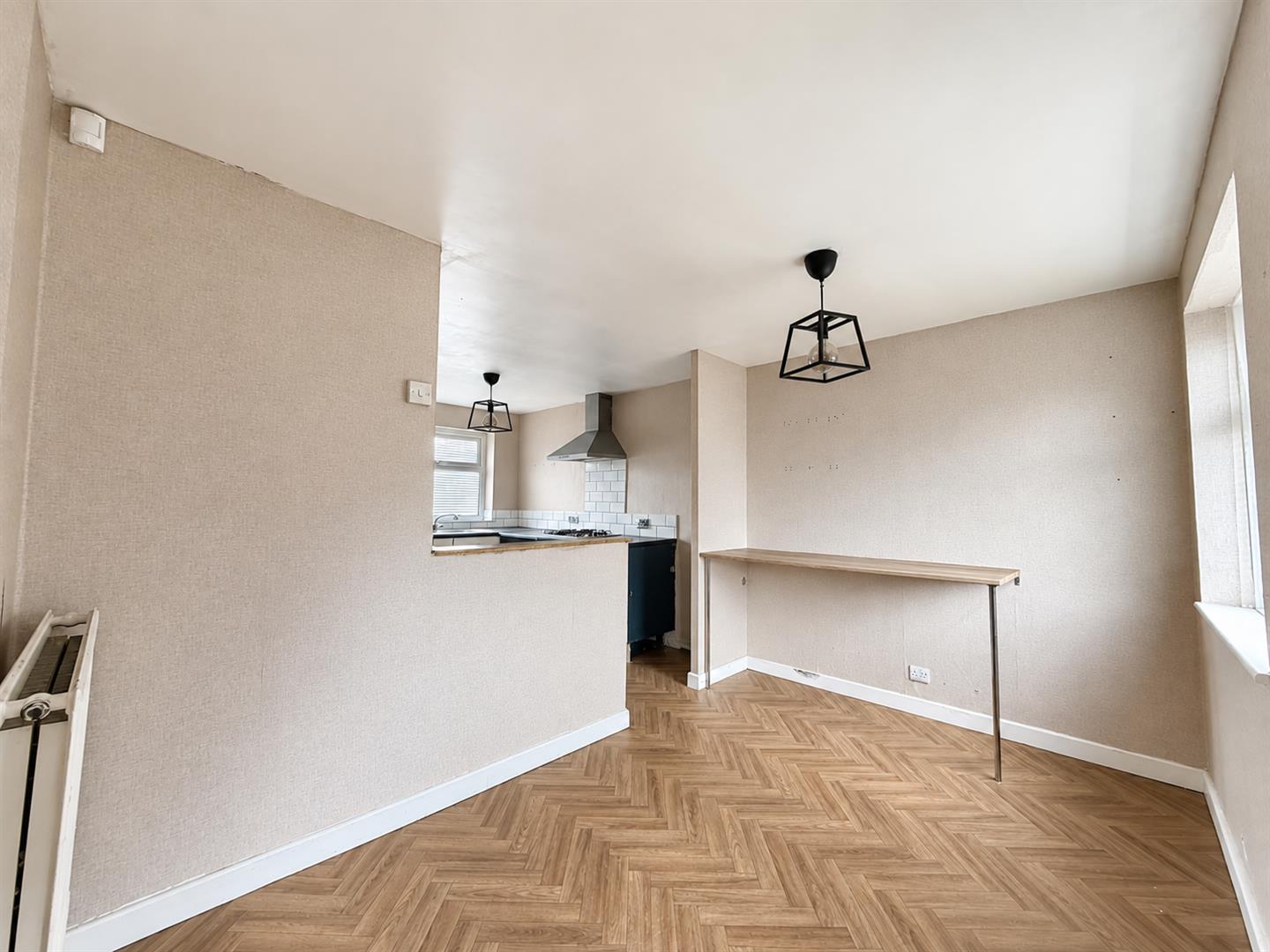 3 bed end of terrace house for sale in Kingsbury Place, Burnley 8