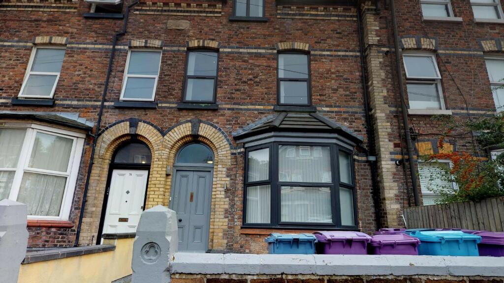 7 bed house of multiple occupation for sale in Kremlin Drive - Old Swan