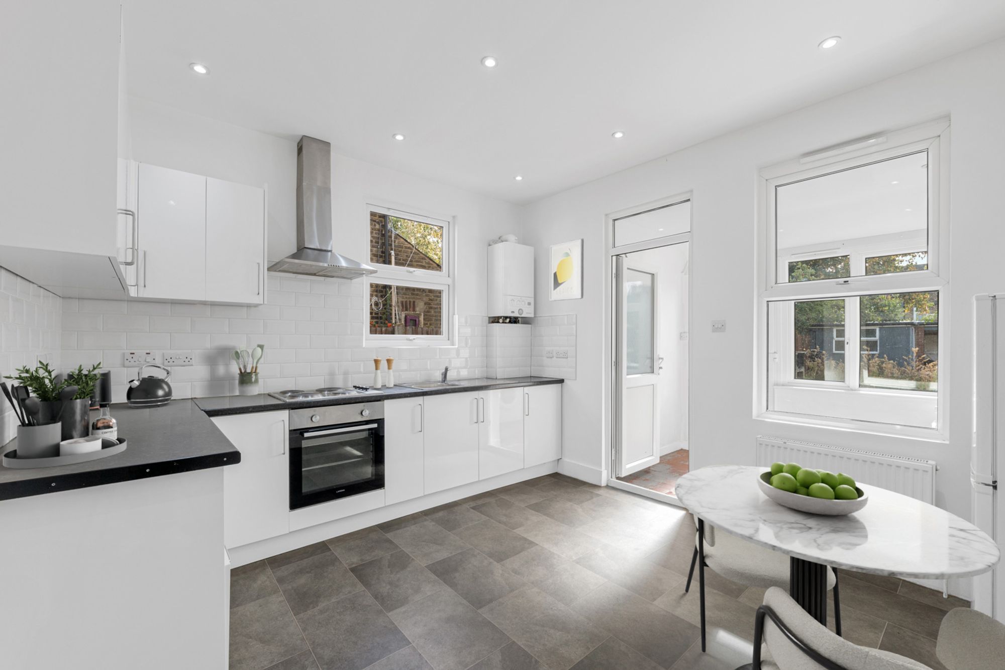 3 bed terraced house for sale in Headcorn Road, Thornton Heath, CR7  - Property Image 6