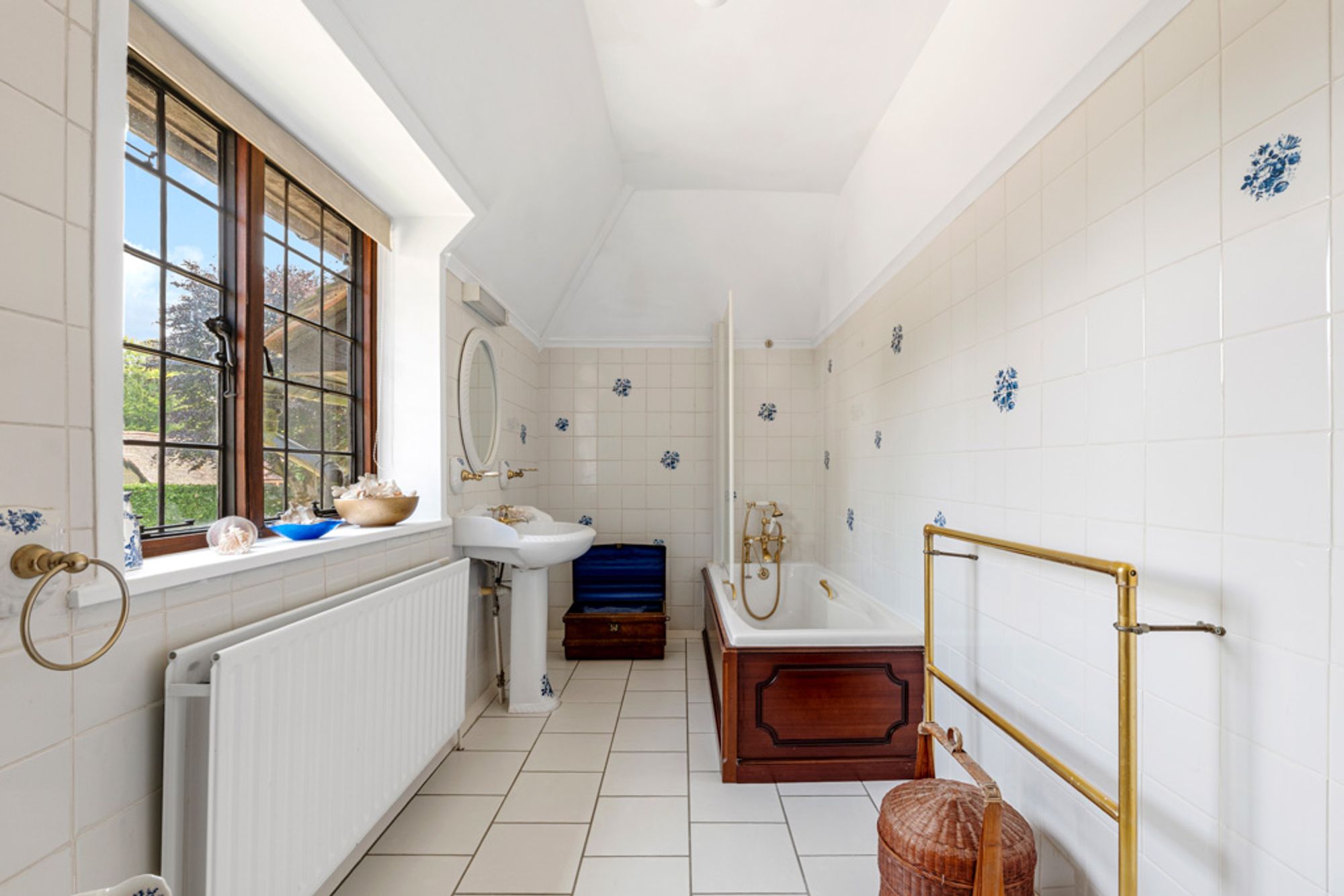 7 bed detached house for sale in Park View Road, Woldingham, CR3  - Property Image 35