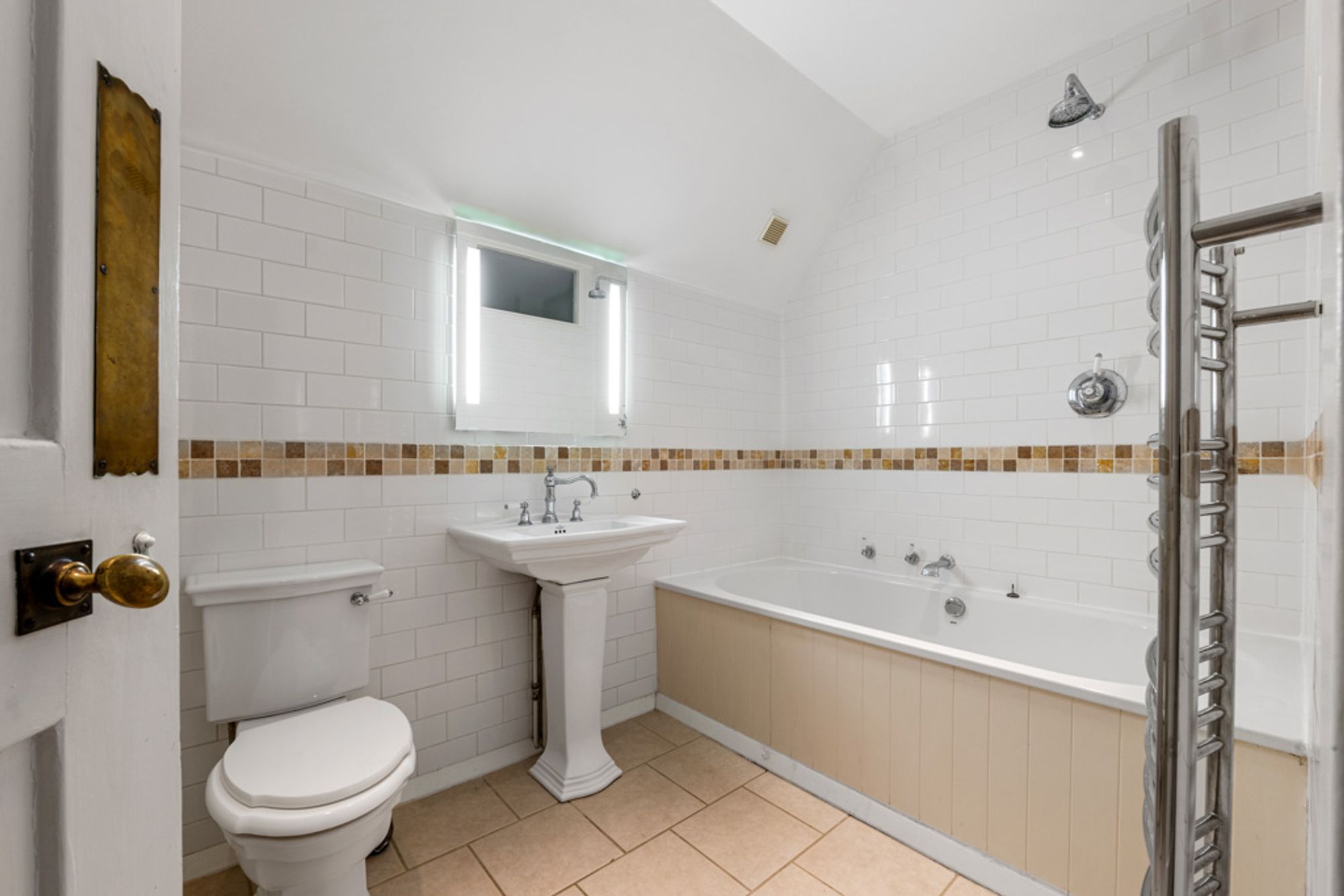 7 bed detached house for sale in Park View Road, Woldingham, CR3  - Property Image 39