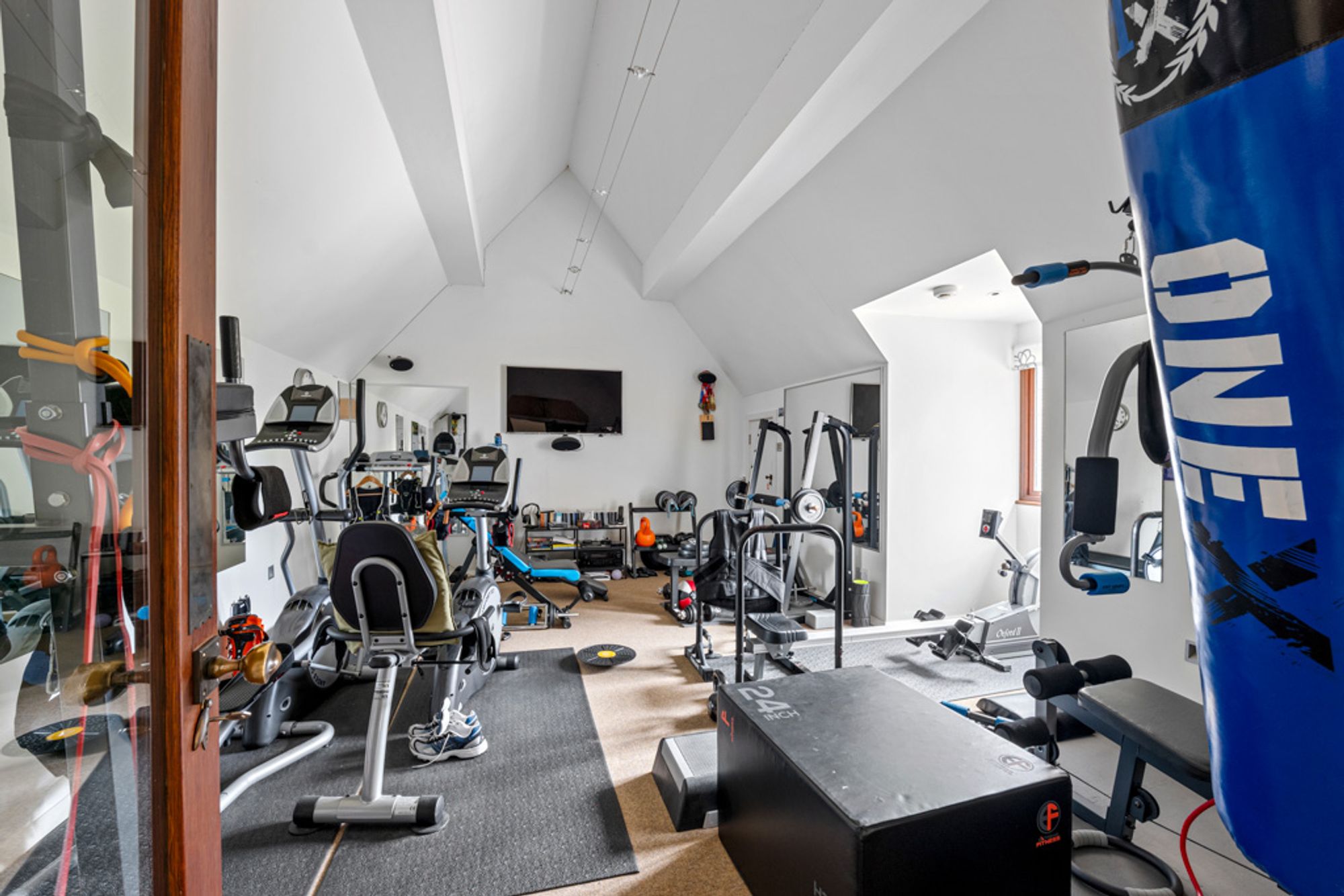 7 bed detached house for sale in Park View Road, Woldingham, CR3  - Property Image 48